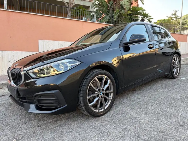 BMW 1 Series 2022 photo 4