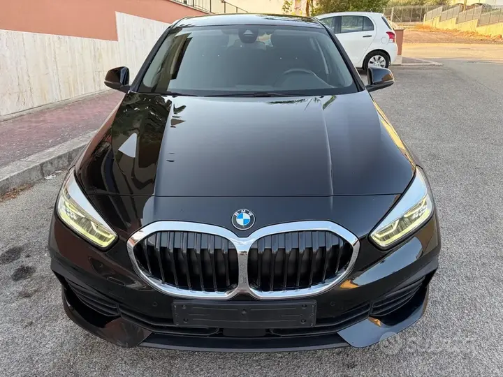 BMW 1 Series 2022 photo 3
