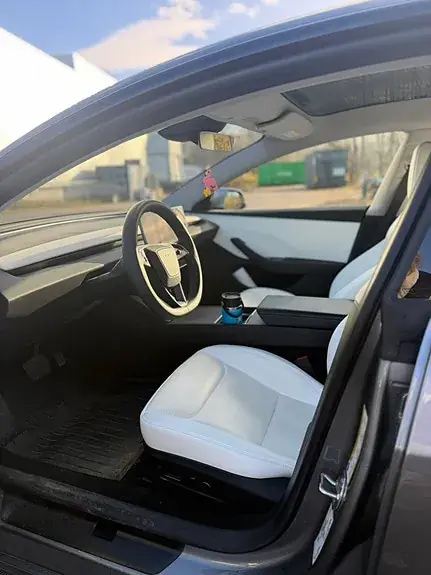 Tesla Model 3 2024 photo 5