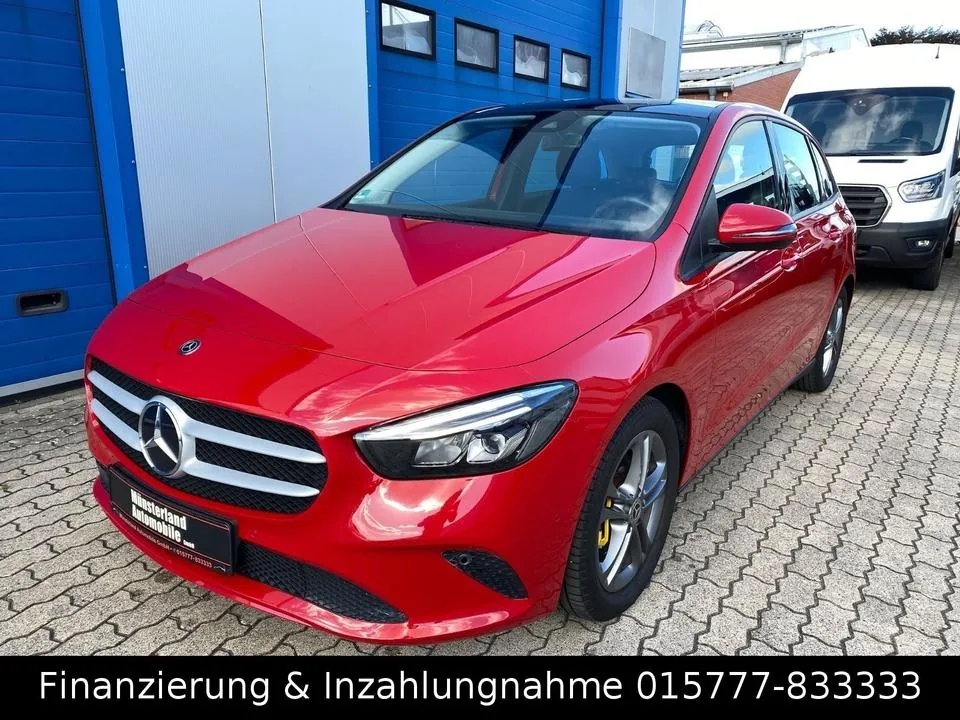 Mercedes-Benz B 200