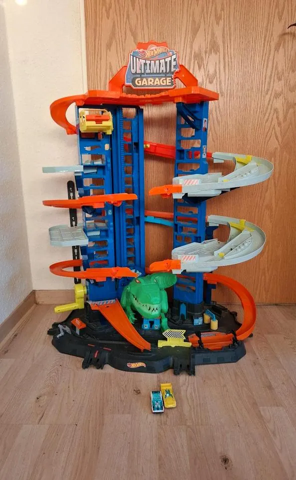Hot Wheels Ultimate Garage