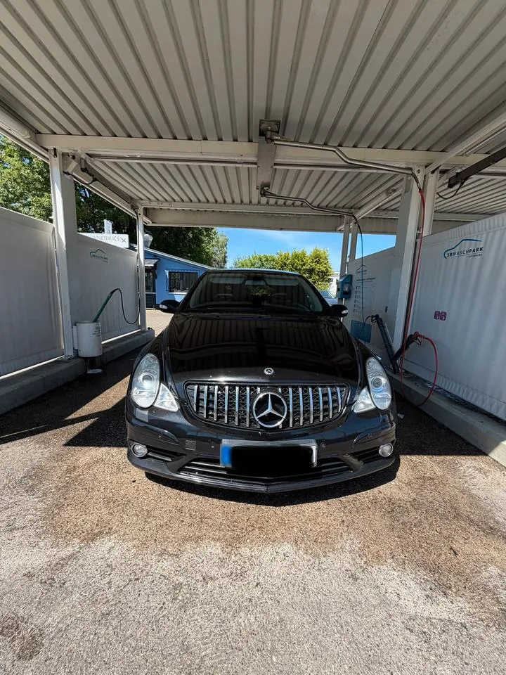 Mercedes-Benz R-Class