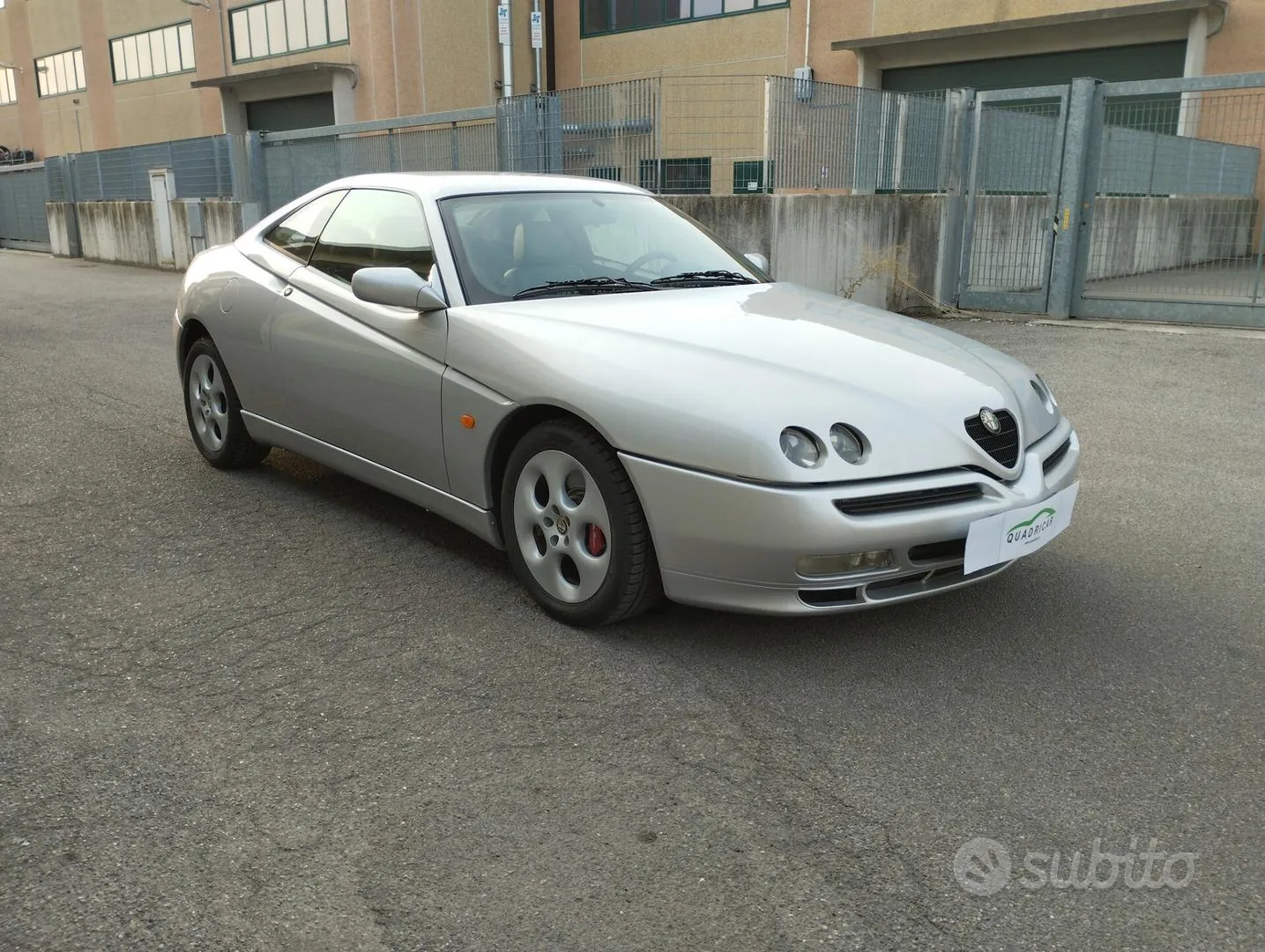 Alfa Romeo Gtv 1997 photo 3