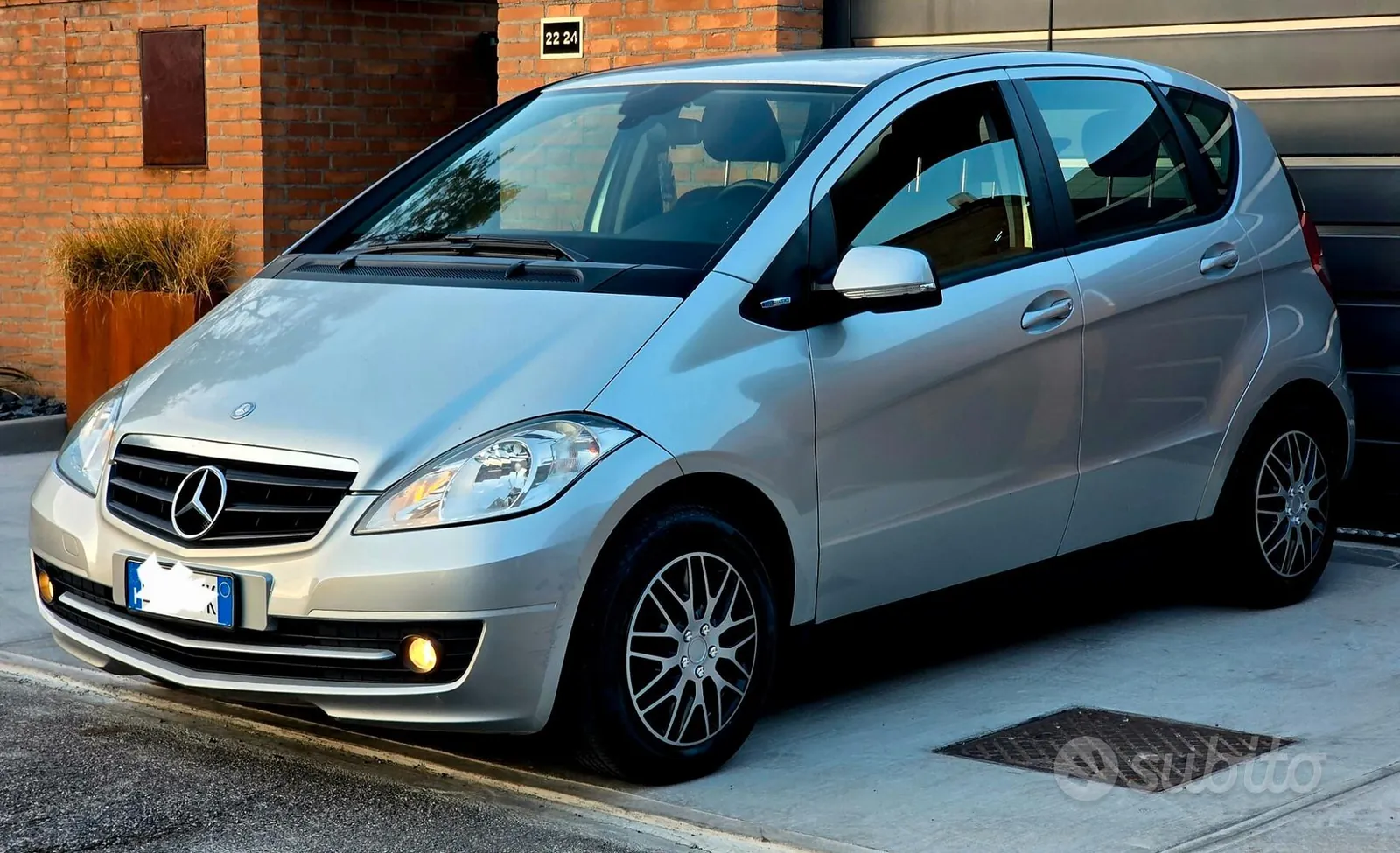 Mercedes-Benz A 160 2013 photo 3