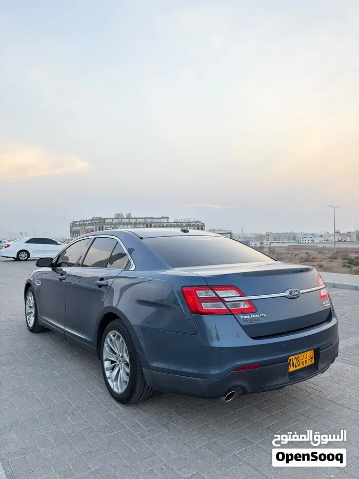 Ford Taurus 2018 photo 4