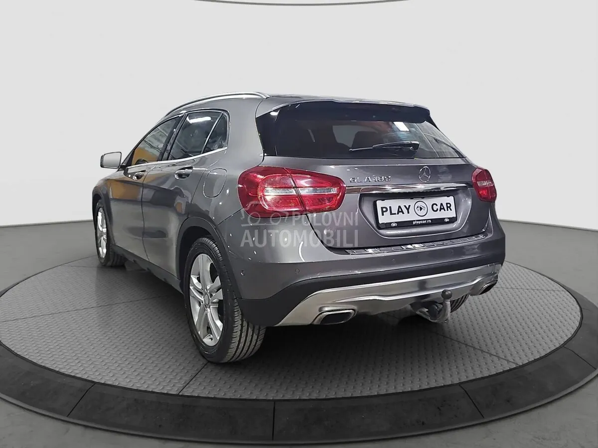 Mercedes-Benz Gla 180 2015 photo 3