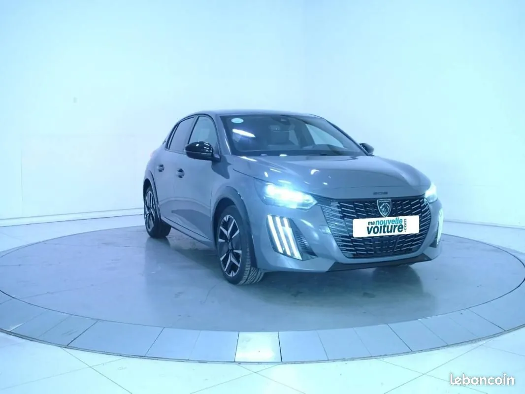 Peugeot 208 2024 photo 3