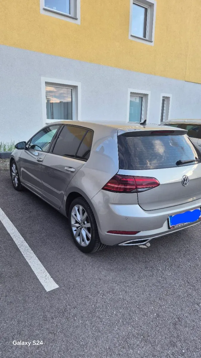 Volkswagen Golf 2018 photo 2