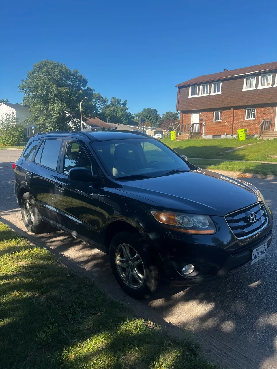 Hyundai Santa Fe 2011 photo 3