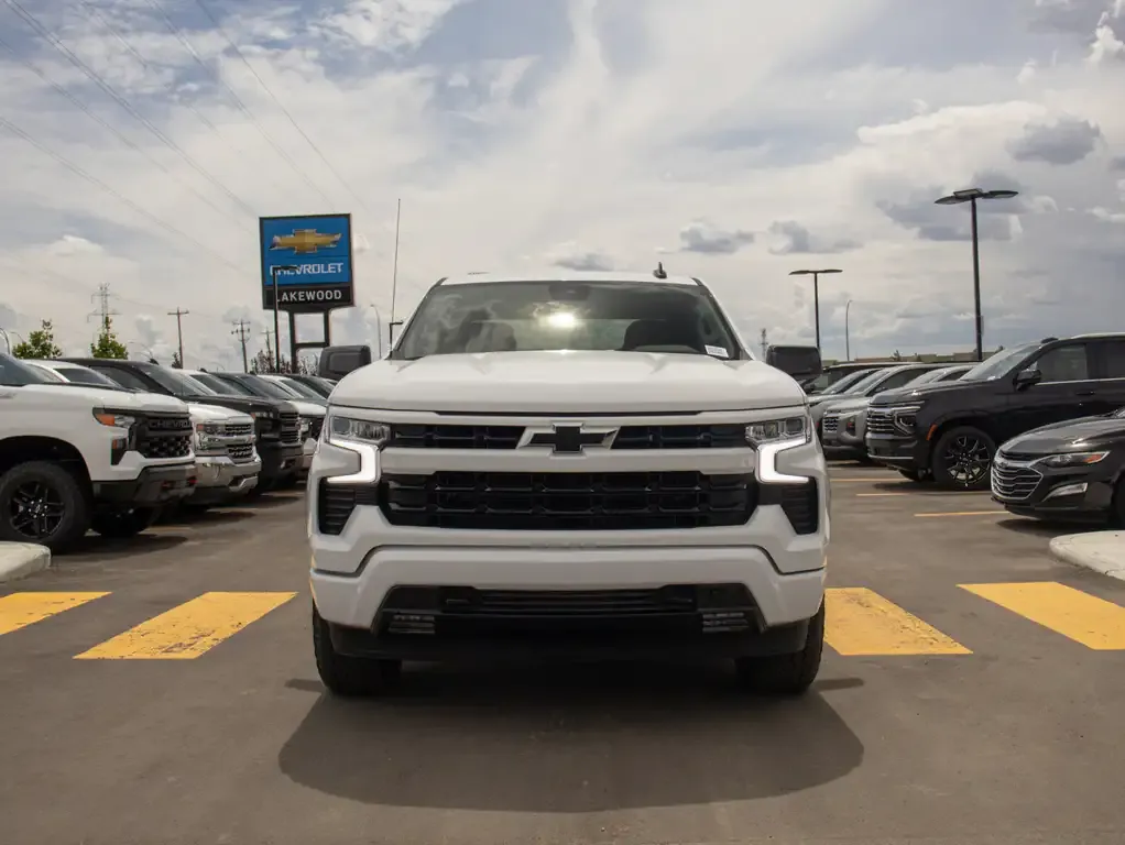 Chevrolet Silverado 1500 2026 photo 3