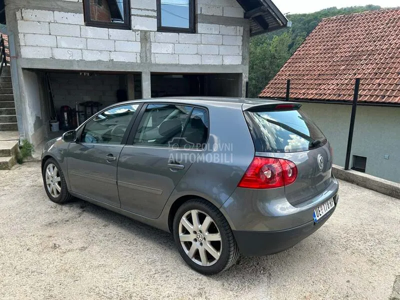 Volkswagen Golf 2005 photo 4