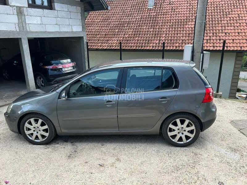 Volkswagen Golf 2005 photo 3
