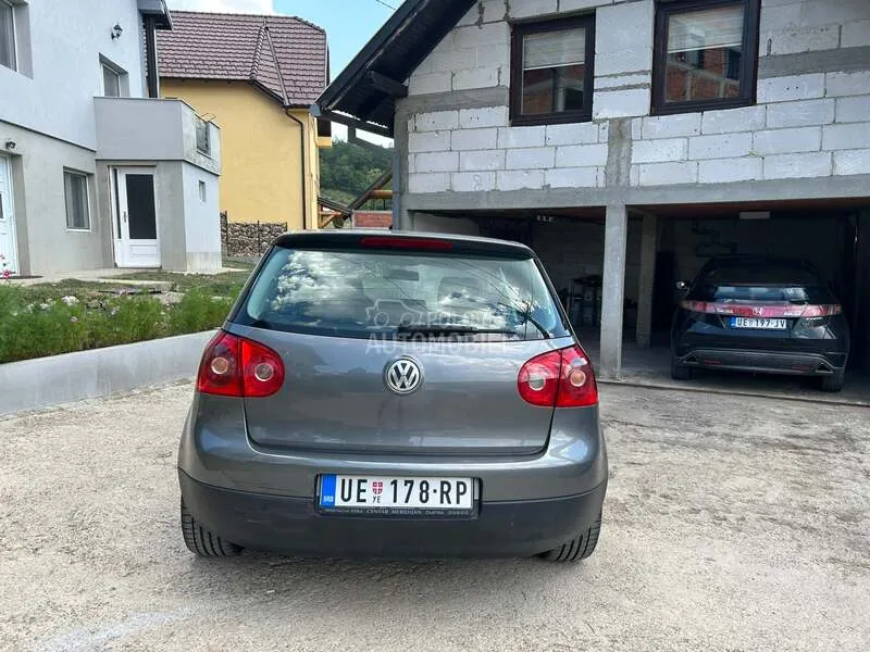 Volkswagen Golf 2005 photo 5
