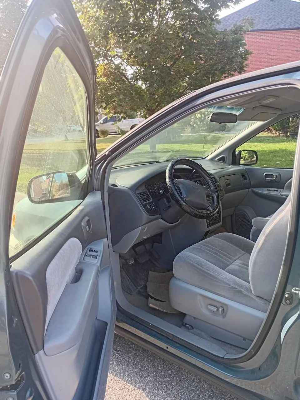 Toyota Sienna 2000 photo 5