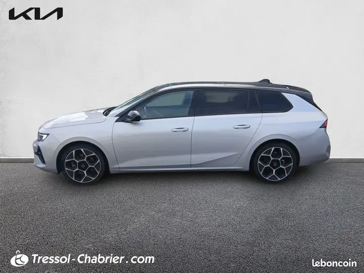 Opel Astra 2025 photo 2