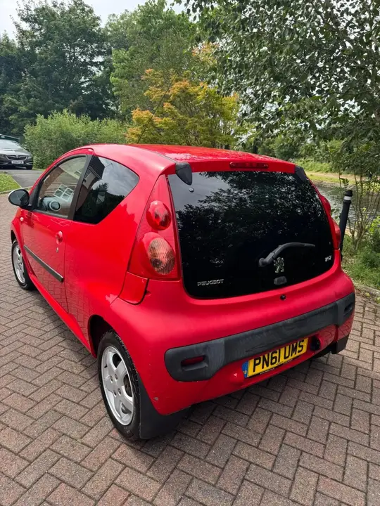 Peugeot 107 2011 photo 5