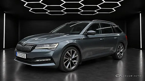 Skoda Superb 2021 photo 2
