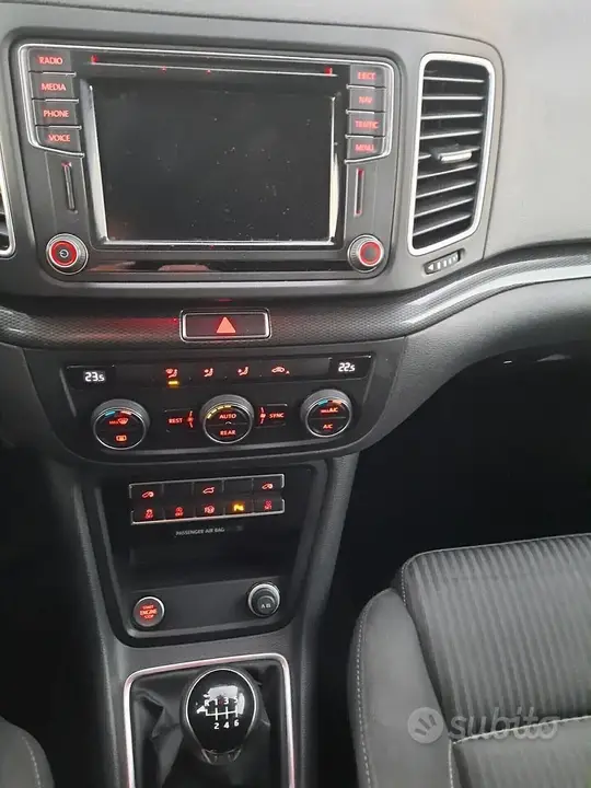 Seat Alhambra 2017 photo 4
