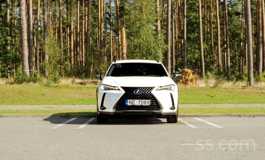 Lexus Ux 2021 photo 3