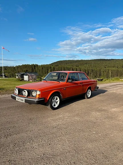 Volvo 242