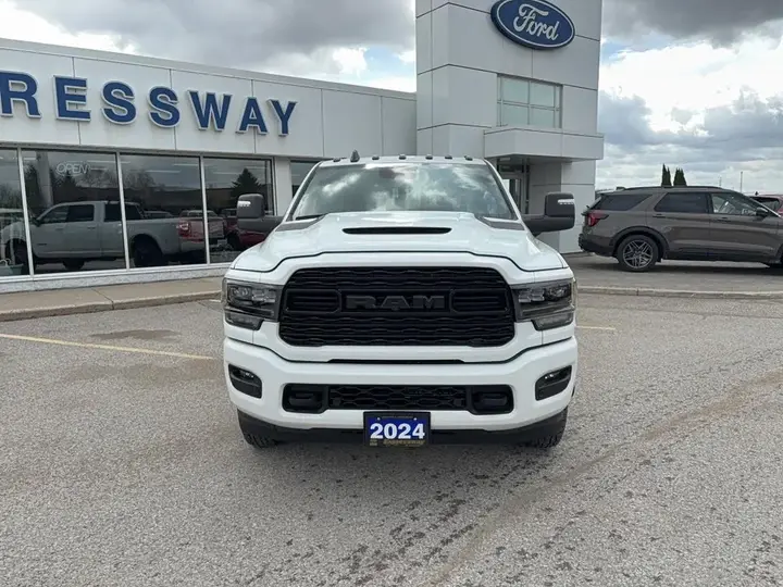 Ram 3500 2024 photo 2
