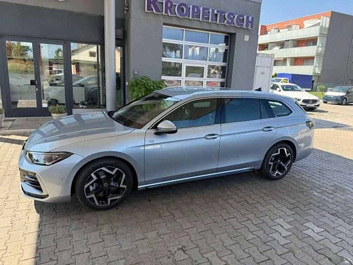 Volkswagen Passat 2026 photo 2