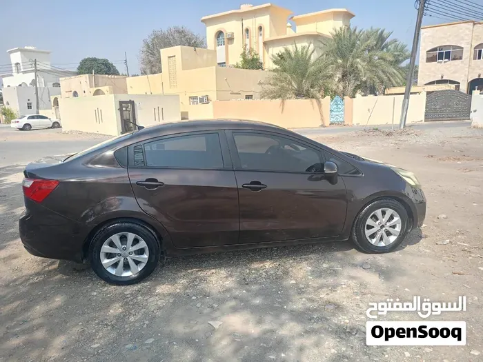 Kia Rio 2013 photo 2