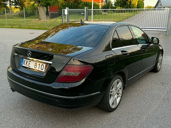 Mercedes-Benz C220 2008 photo 4