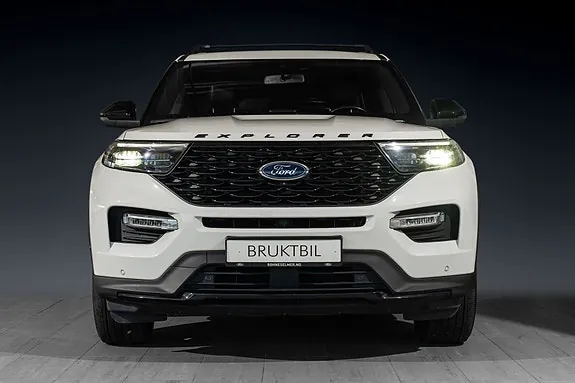 Ford Explorer 2022 photo 3