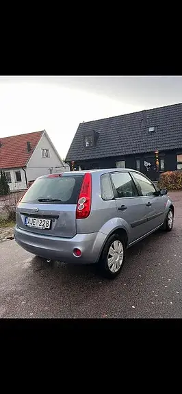 Ford Fiesta 2006 photo 4