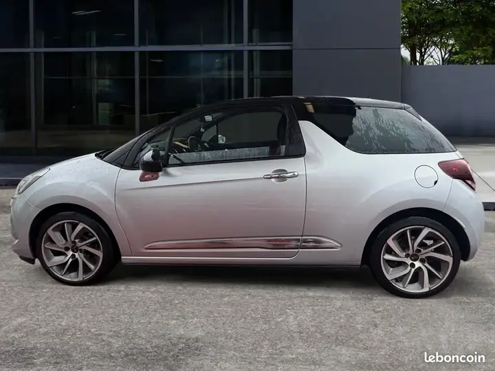 DS Automobiles Ds3 2017 photo 2