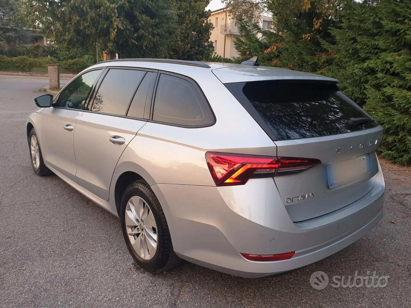 Skoda Octavia 2023 photo 2