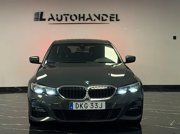 BMW 330I 2020 photo 2