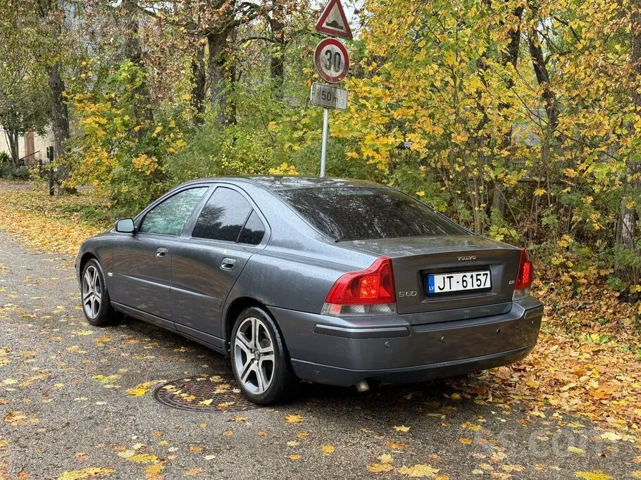 Volvo S60 2005 photo 2