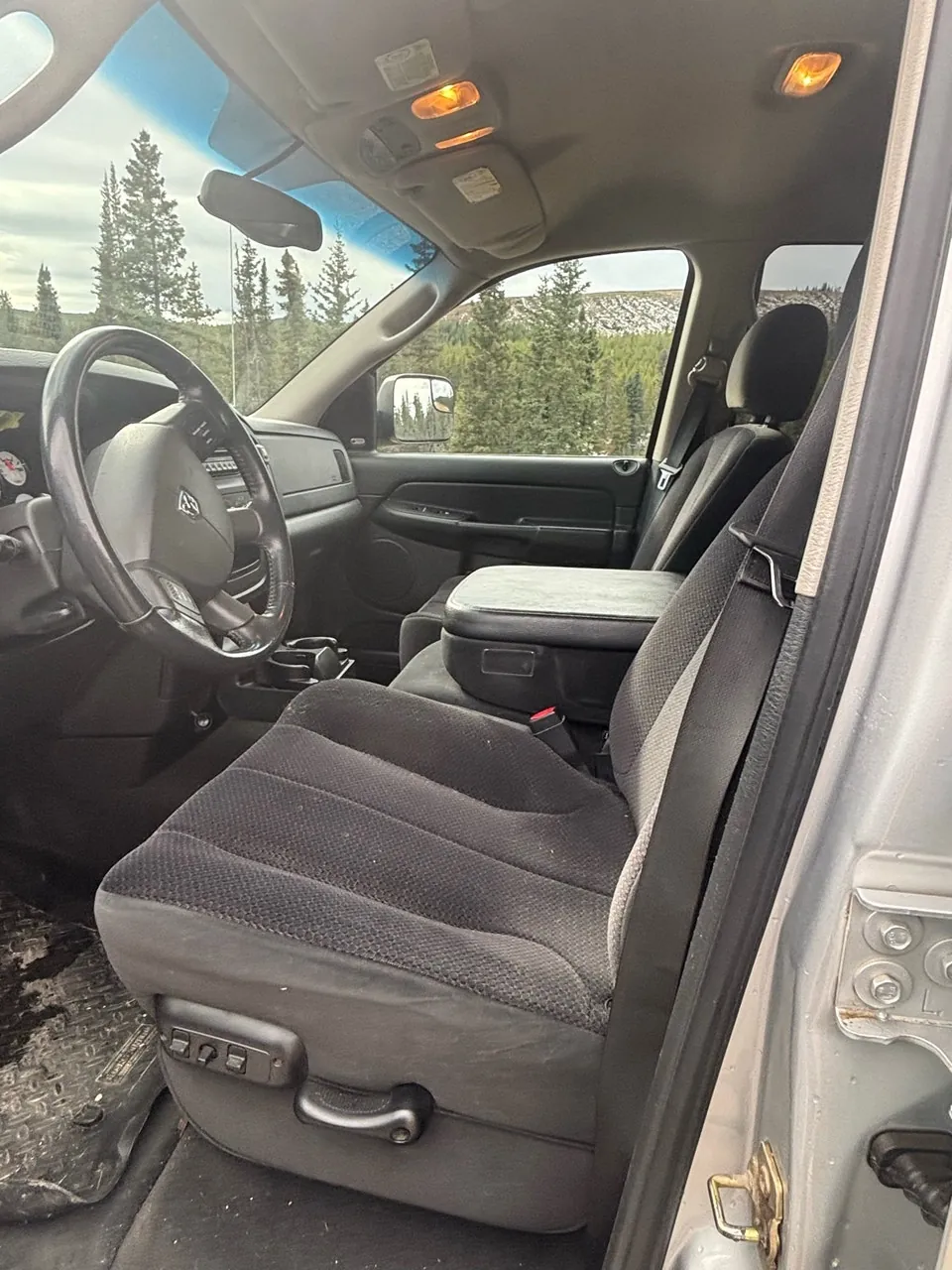 Dodge Ram 2500 2005 photo 4