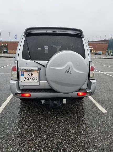Mitsubishi Pajero 2001 photo 2