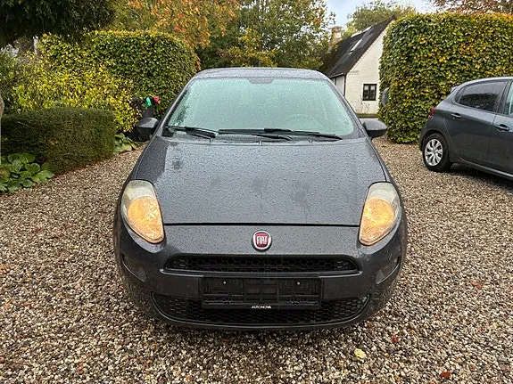Fiat Punto 2015 photo 3