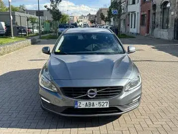 Volvo V60 2018 photo 2