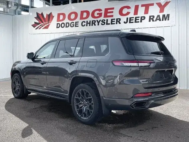 Jeep Grand Cherokee L 2005 photo 4