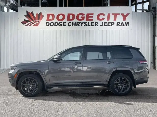Jeep Grand Cherokee L 2005 photo 2