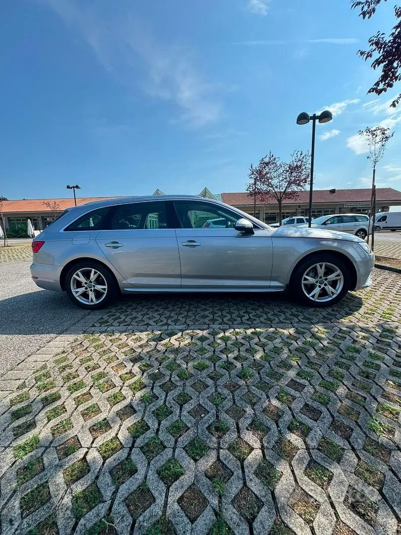Audi A4 2016 photo 4