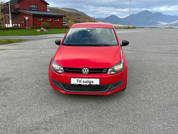 Volkswagen Polo 2012 photo 2