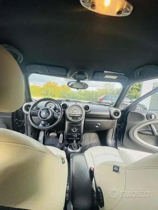 Mini Countryman 2011 photo 3