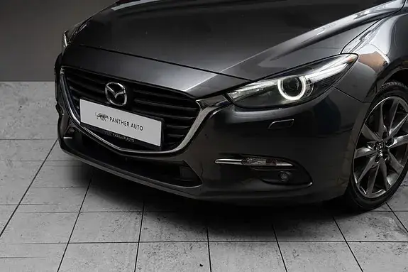 Mazda 3 2017 photo 2