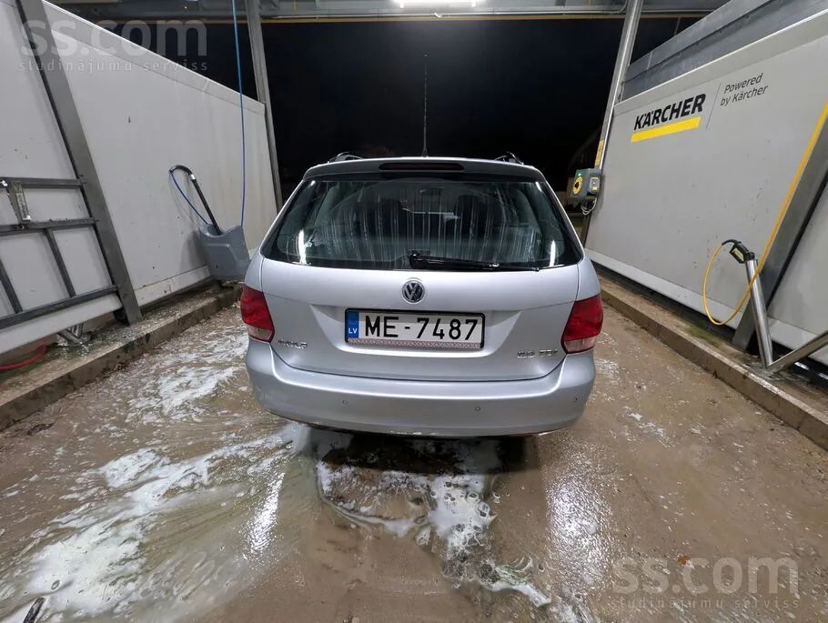Volkswagen Golf 5 2010 photo 4