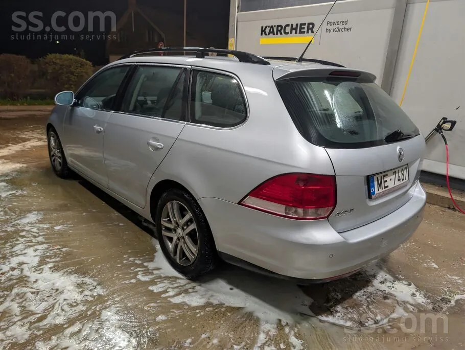 Volkswagen Golf 5 2010 photo 3
