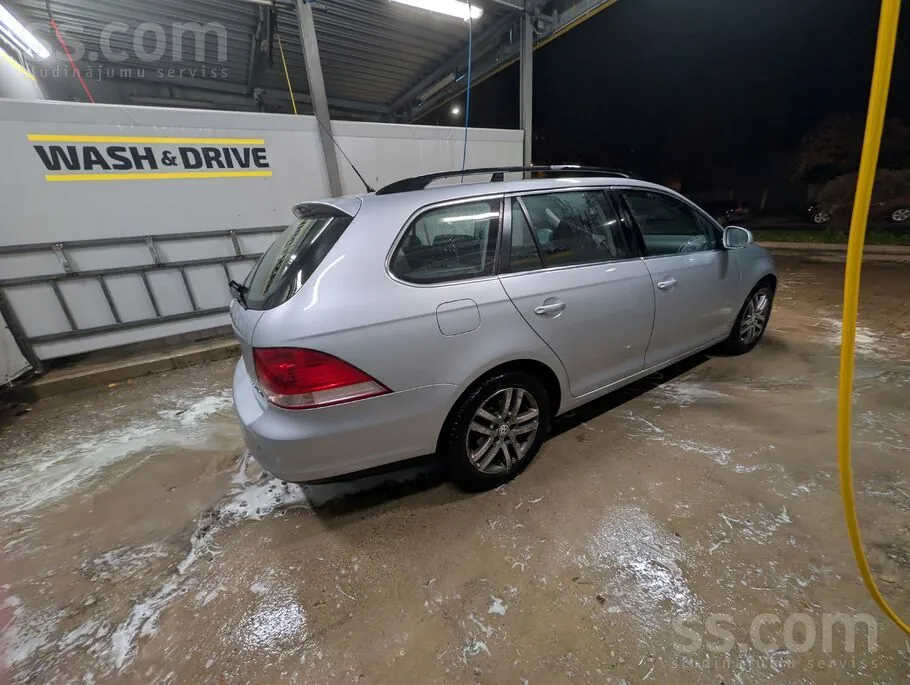 Volkswagen Golf 5 2010 photo 5