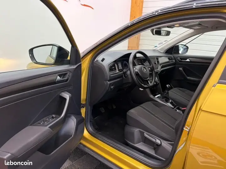 Volkswagen T-Roc 2019 photo 5