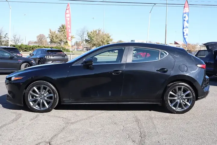 Mazda Mazda3 2019 photo 4