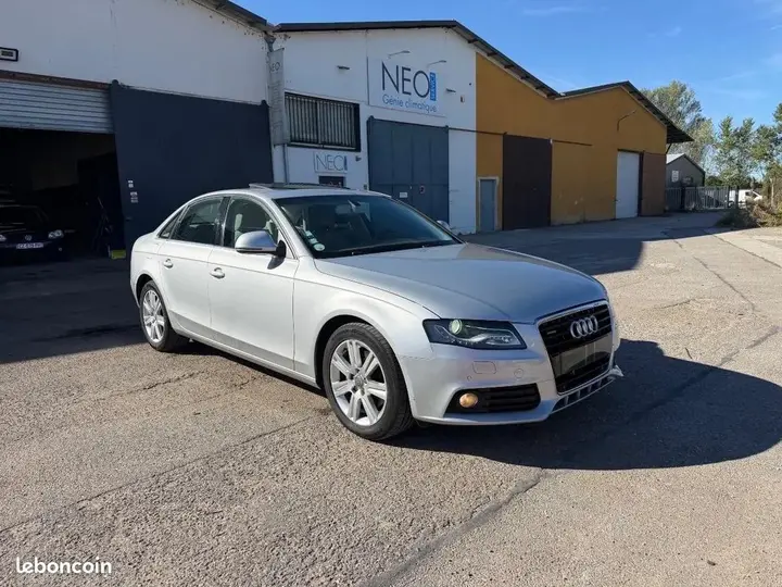 Audi A4 2008 photo 2